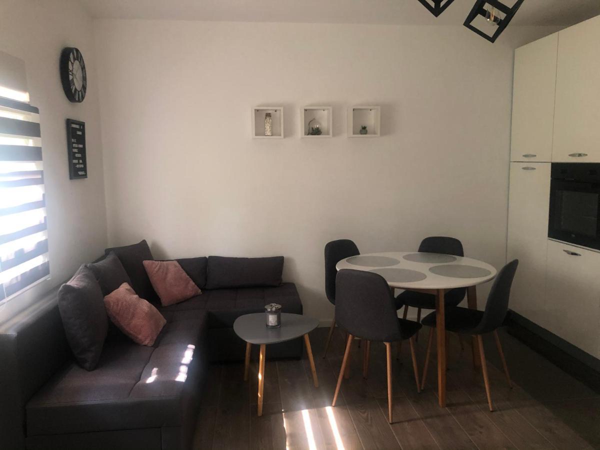 Apartman Ana *